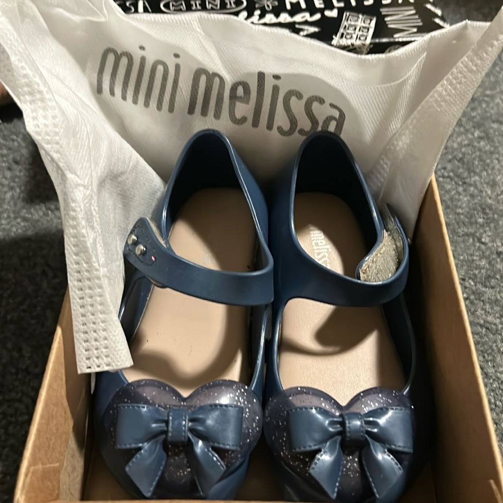 Mini Melissa Ultra girl Princess size 8T